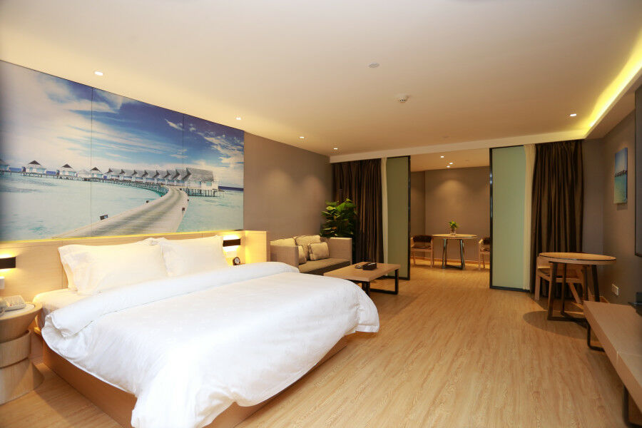 锦江都城酒店海南省政府日月广场免税店 Haikou  Exterior photo